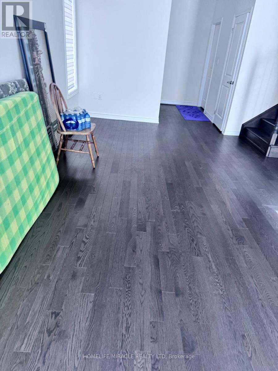 93 Camino Real Drive, Caledon, Ontario  L7C 4M1 - Photo 7 - W12647216