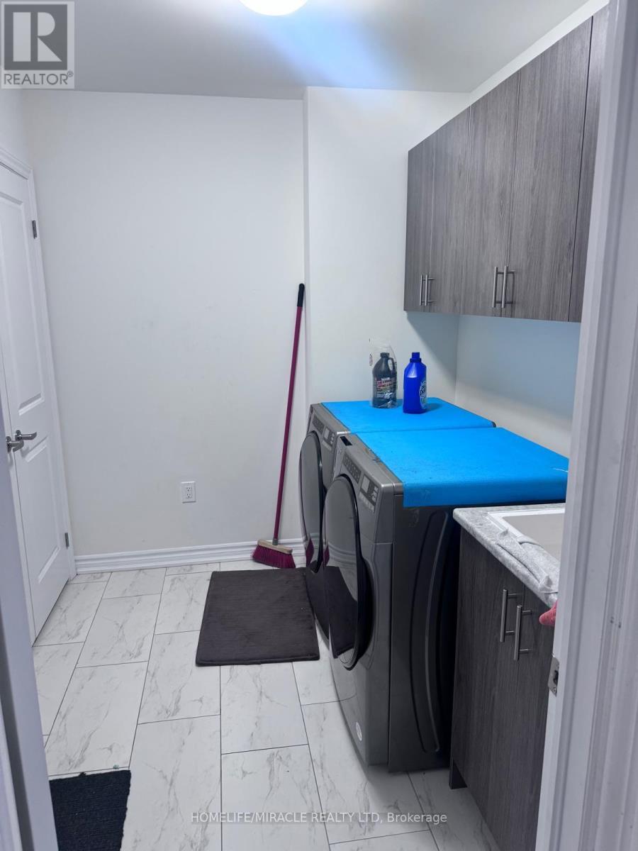 93 Camino Real Drive, Caledon, Ontario  L7C 4M1 - Photo 14 - W12647216