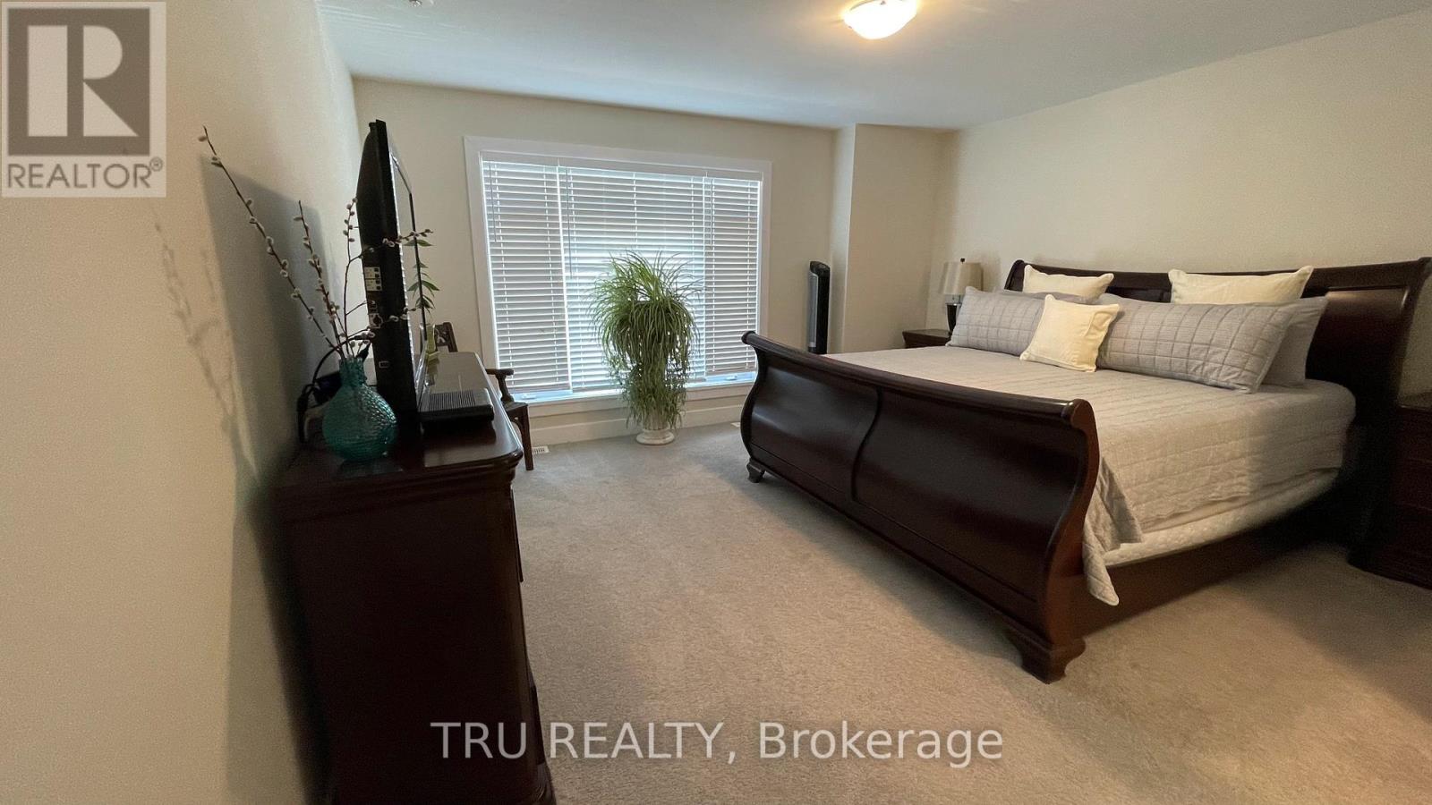 81 Dunlop Road, Carleton Place, Ontario  K7C 0R8 - Photo 20 - X12658236