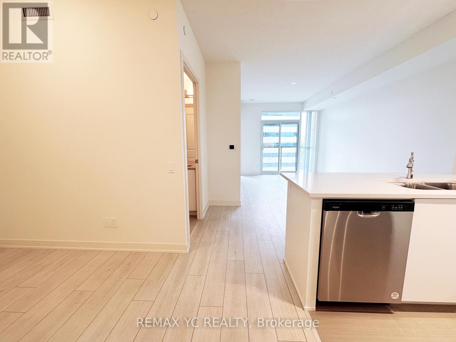 2611 - 4955 Yonge Street, Toronto, Ontario  M2N 0L8 - Photo 3 - C12651778
