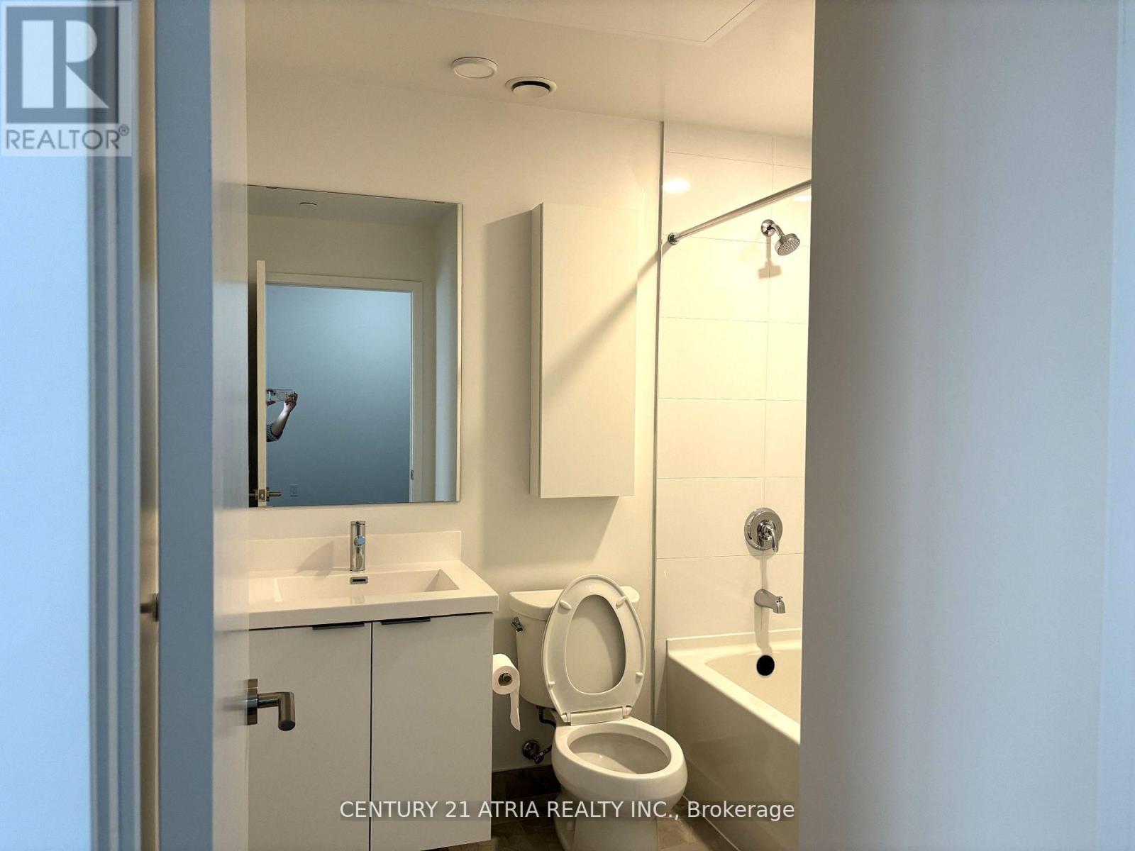 805 - 50 O'neill Road, Toronto, Ontario  M3C 0R1 - Photo 12 - C12658246