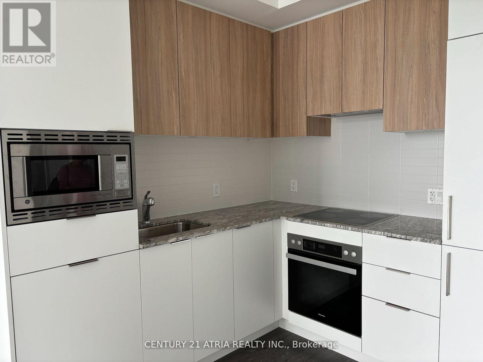 805 - 50 O'neill Road, Toronto, Ontario  M3C 0R1 - Photo 8 - C12658246