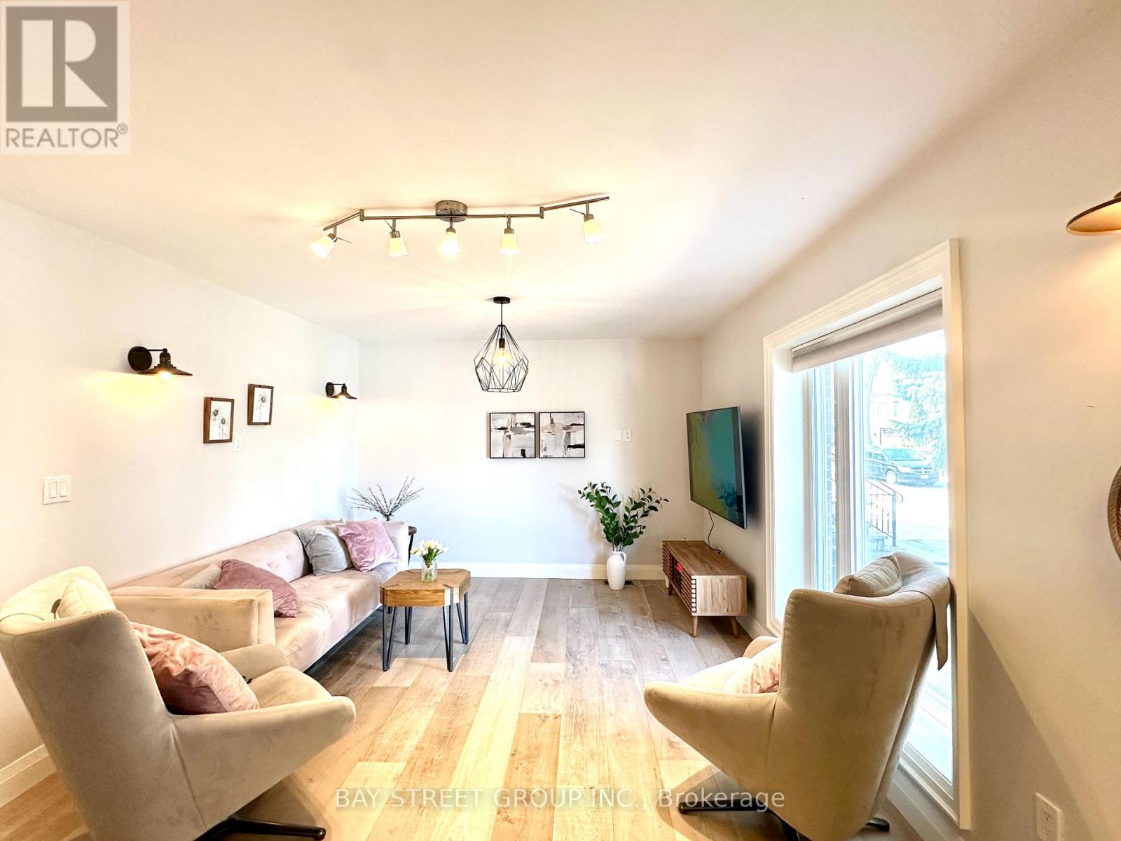 99 Park Home Avenue, Toronto, Ontario  M2N 1W7 - Photo 15 - C12658270