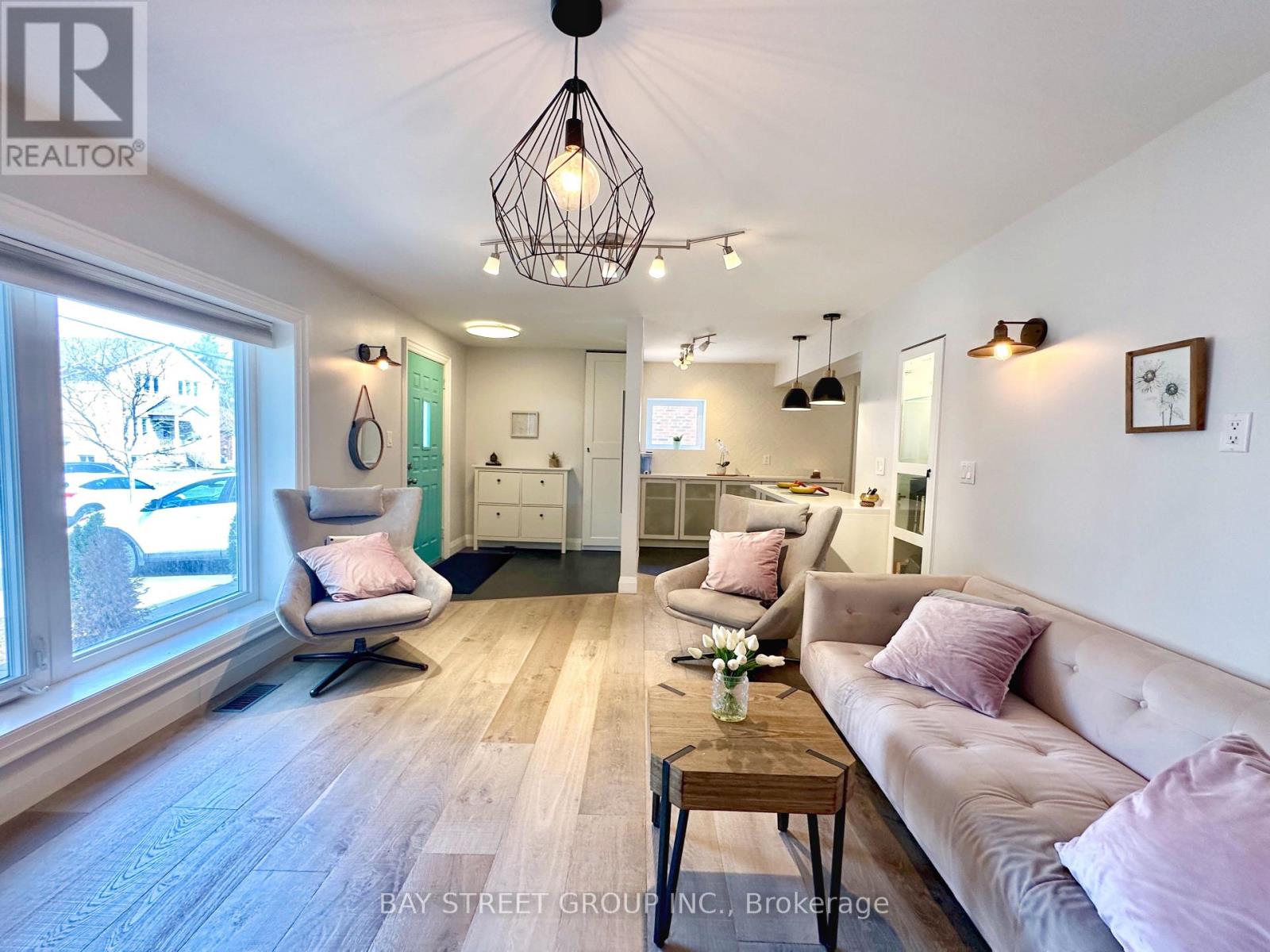 99 Park Home Avenue, Toronto, Ontario  M2N 1W7 - Photo 27 - C12658270