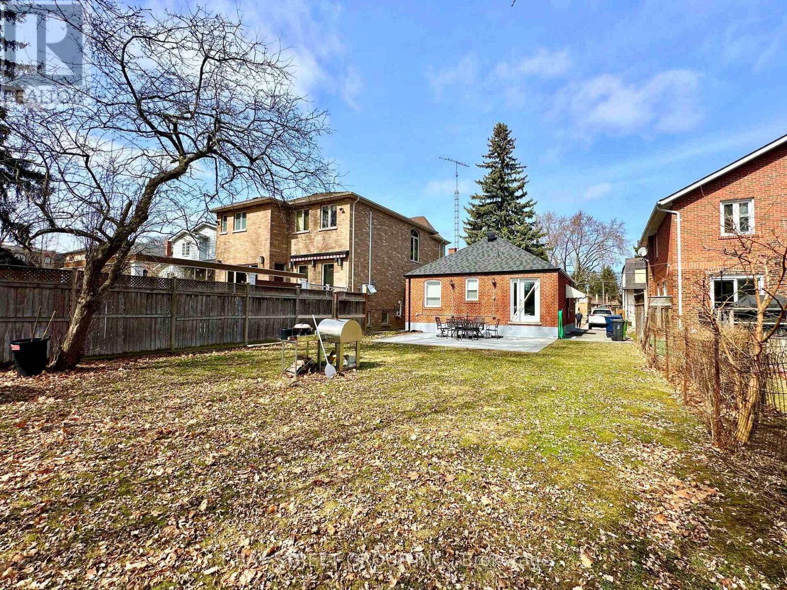 99 Park Home Avenue, Toronto, Ontario  M2N 1W7 - Photo 8 - C12658270