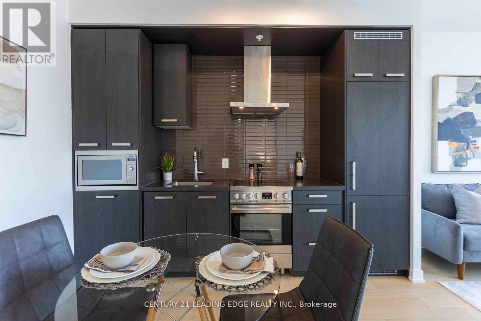 S810 - 120 Bayview Avenue, Toronto, Ontario M5A 0G4 - Photo 10 - C12658290