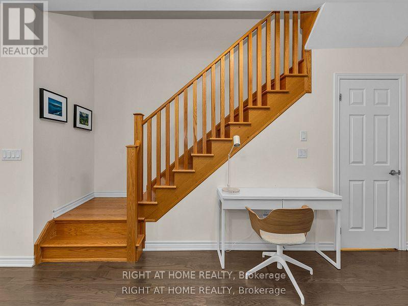 22 Coneflower Crescent, Toronto, Ontario  M2R 0A5 - Photo 3 - C12658304