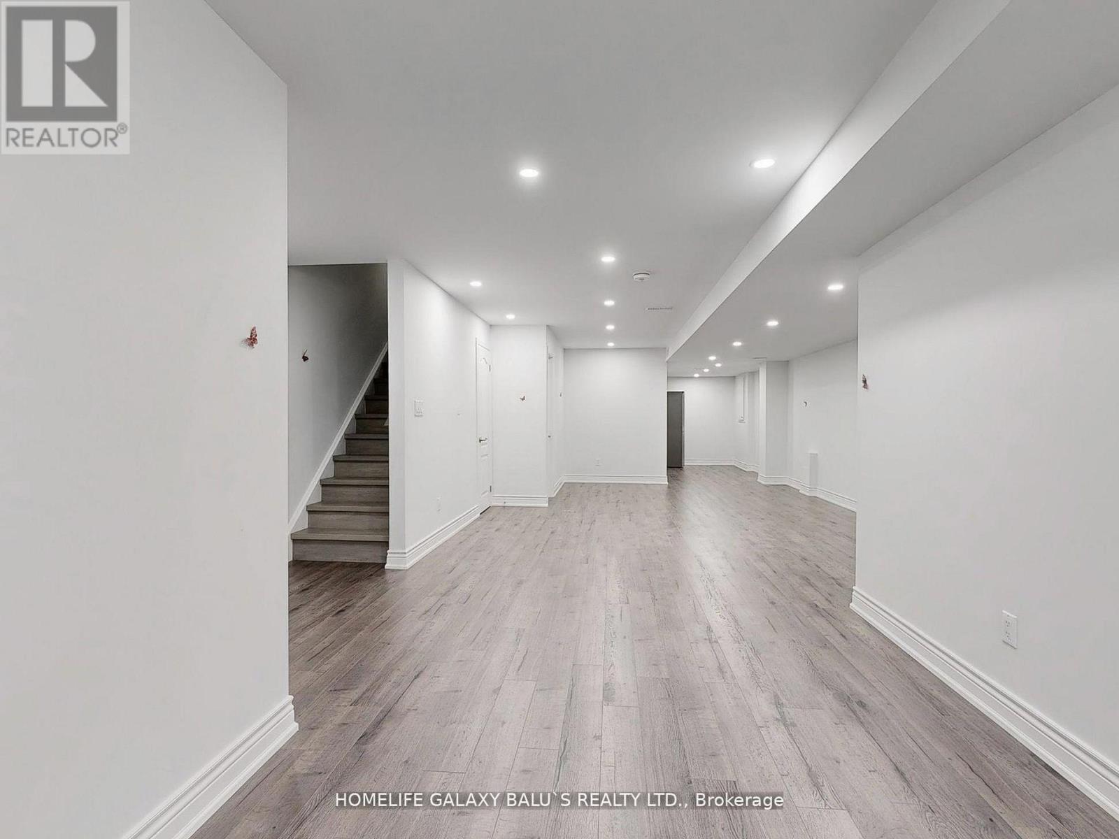 1561 Greenmount Street, Pickering, Ontario  L1X 2J1 - Photo 33 - E12658238