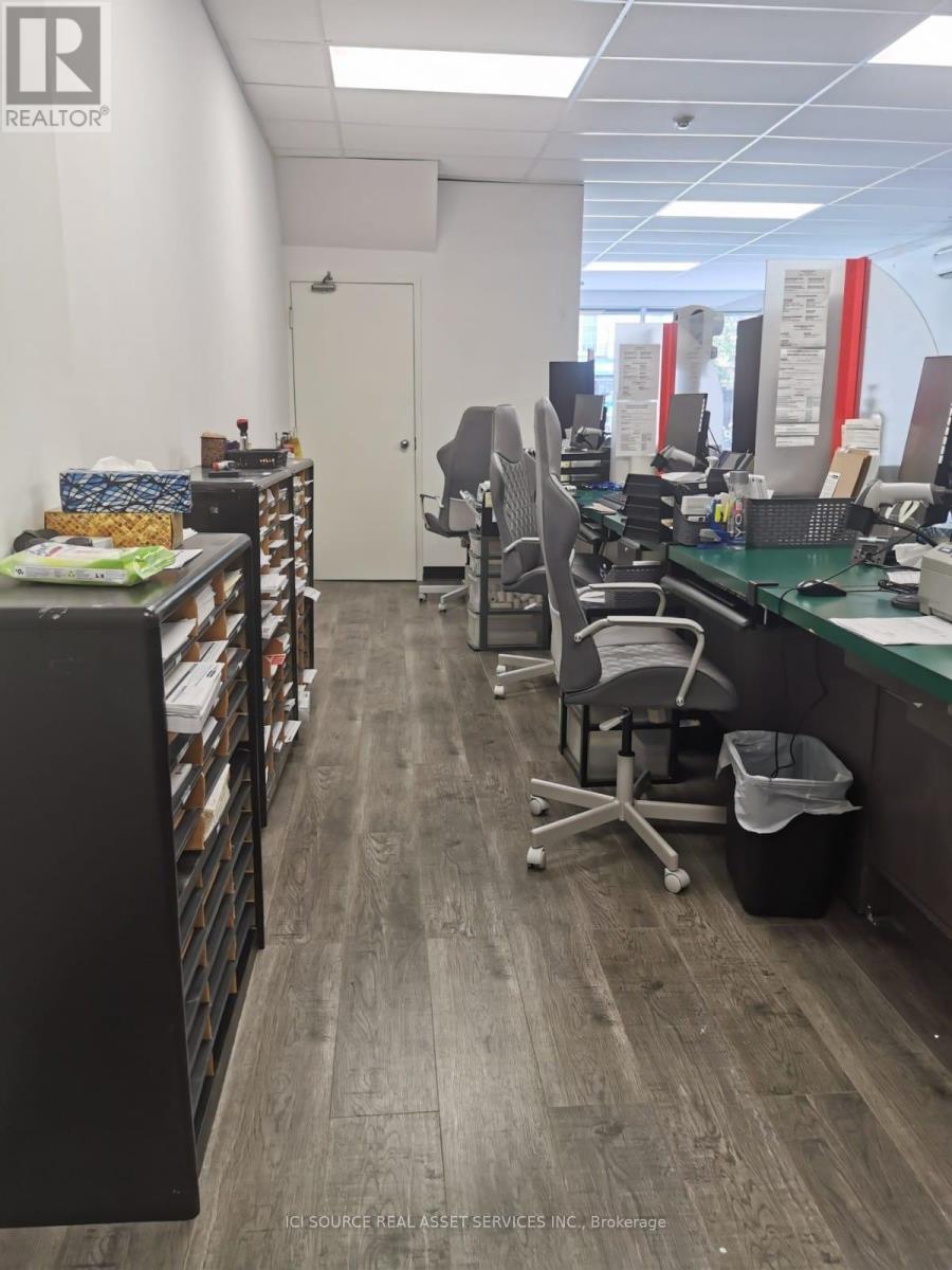 1811 Danforth Avenue, Toronto, Ontario  M4C 1J2 - Photo 5 - E12658266