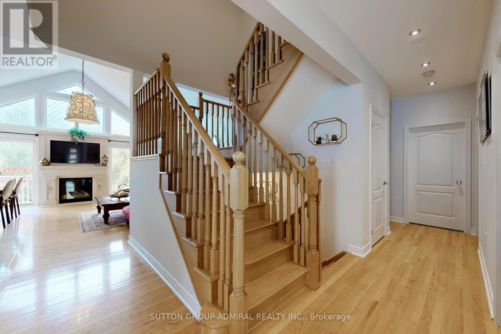 62 Waterton Way, Bradford West Gwillimbury, Ontario  L3Z 0R3 - Photo 23 - N12658264