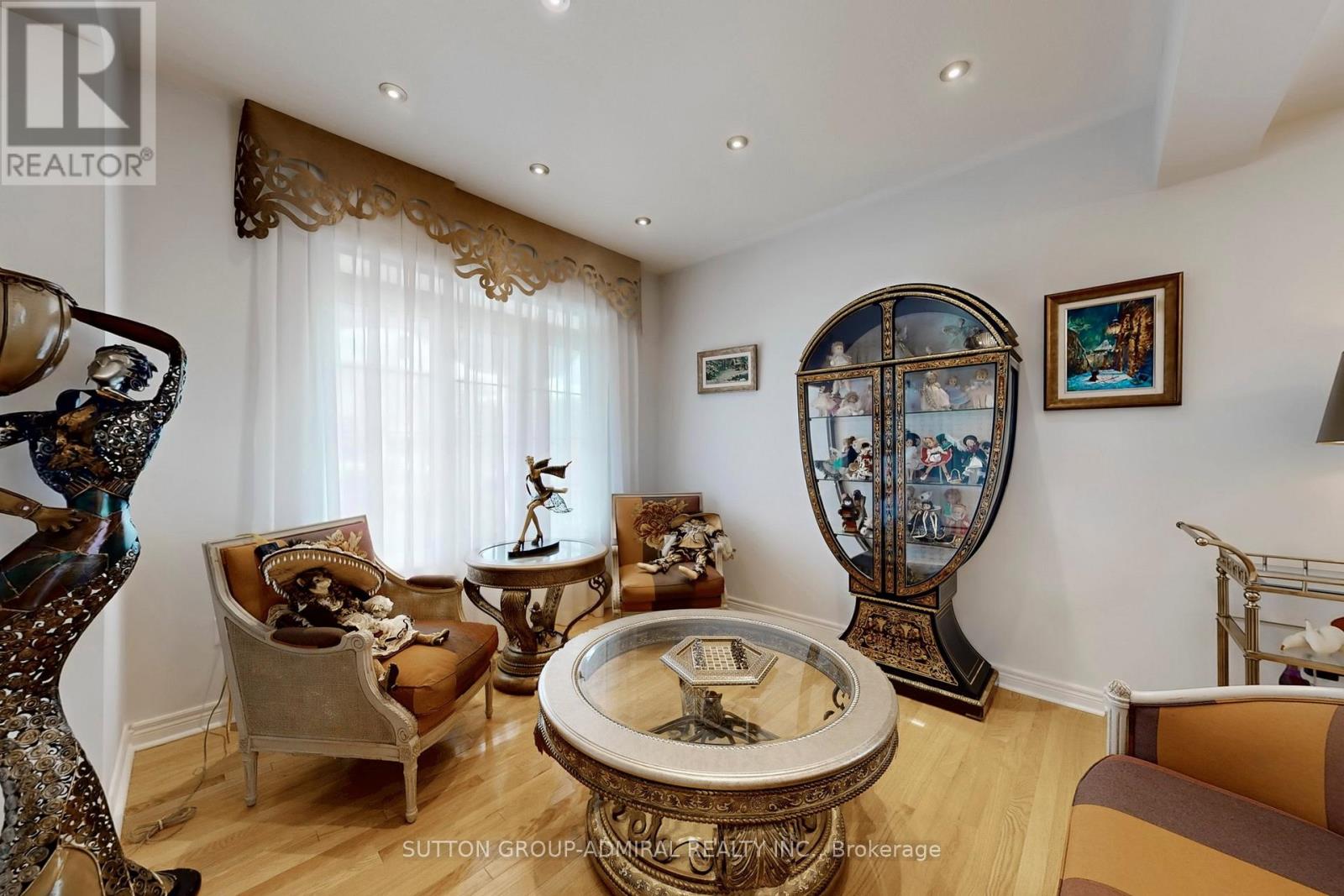 62 Waterton Way, Bradford West Gwillimbury, Ontario  L3Z 0R3 - Photo 8 - N12658264