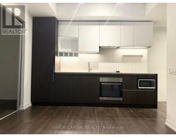 5212 - 5 BUTTERMILL AVENUE, Vaughan, Ontario