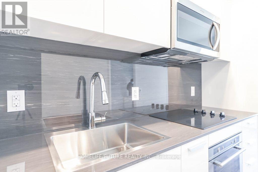 1201 - 75 Canterbury Place, Toronto, Ontario  M2N 0L2 - Photo 10 - C12657730