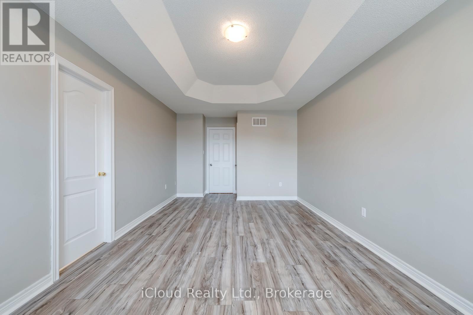 Main/2nd - 518 Coach Drive, Mississauga, Ontario  L5R 0C3 - Photo 23 - W12658242