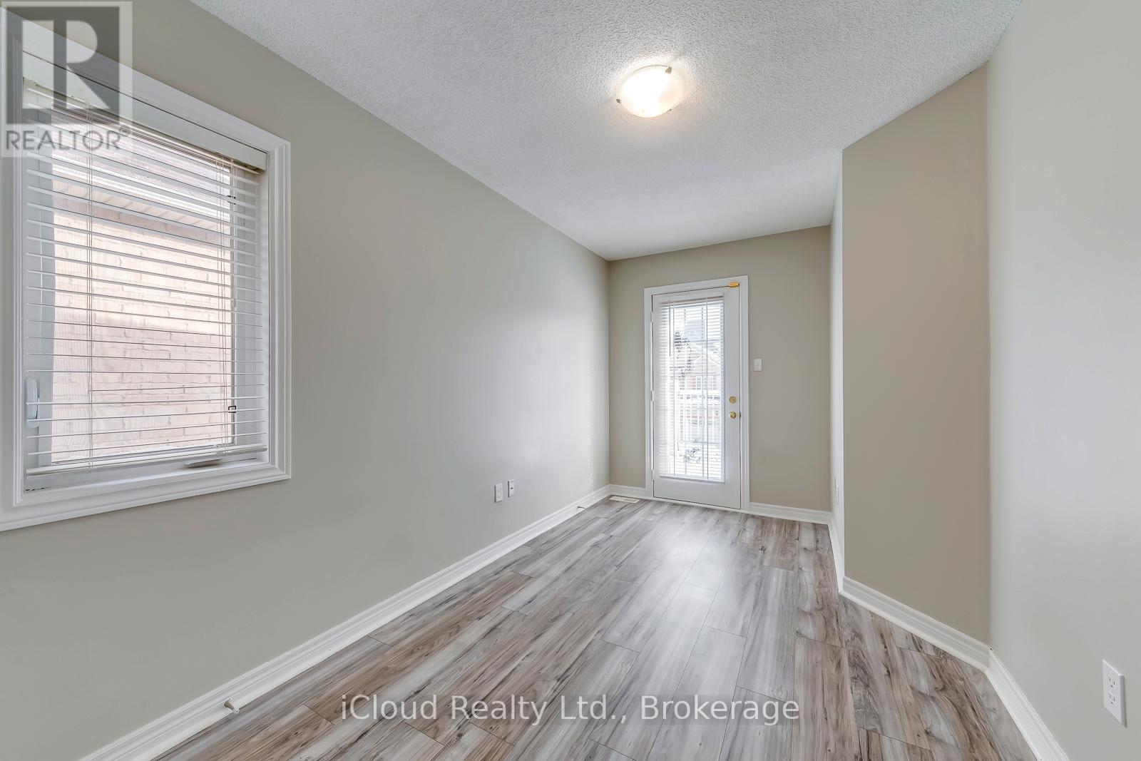 Main/2nd - 518 Coach Drive, Mississauga, Ontario  L5R 0C3 - Photo 28 - W12658242