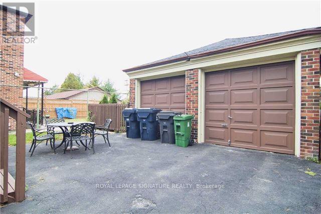 6 Brandon Avenue, Toronto, Ontario  M6H 2C9 - Photo 30 - W12658244