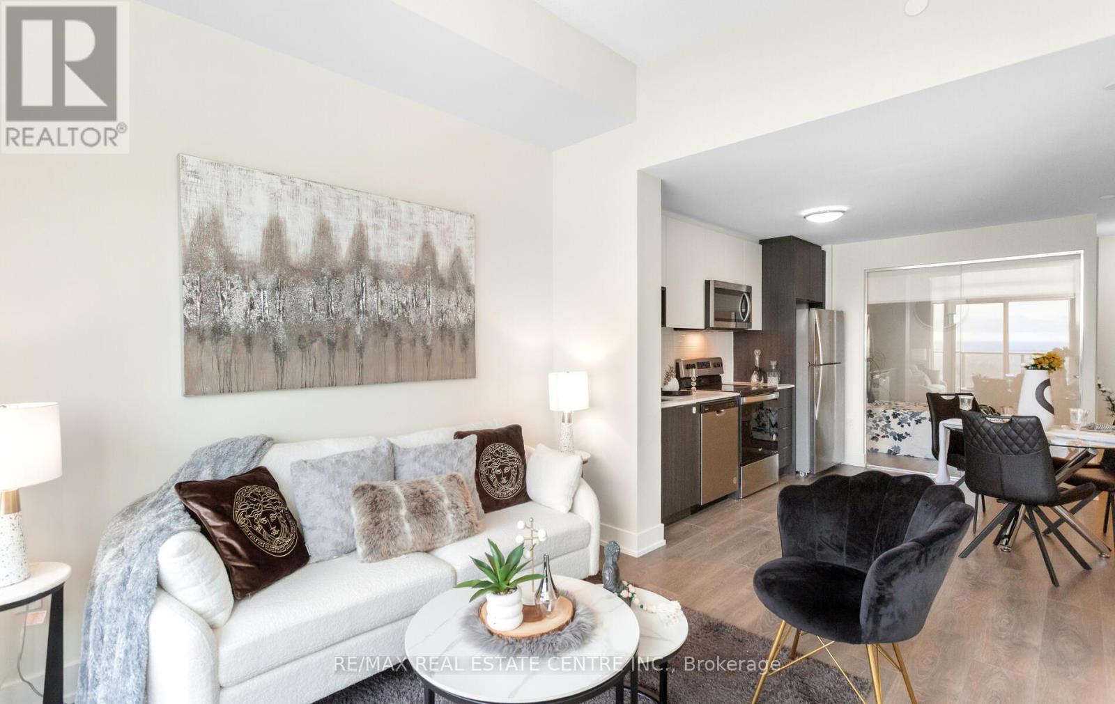 2208 - 202 Burnhamthorpe Road E, Mississauga, Ontario  L5A 0B2 - Photo 14 - W12658248