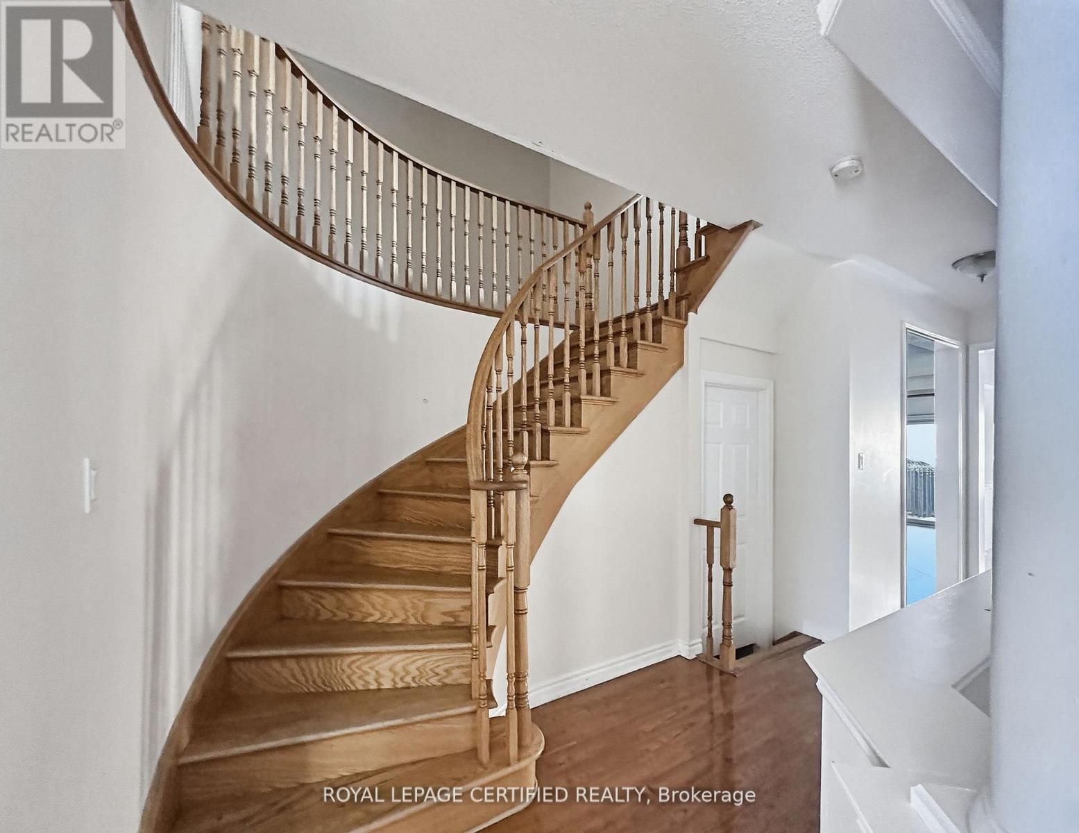 45 Alice Springs Crescent, Brampton, Ontario  L6X 0R7 - Photo 19 - W12658274