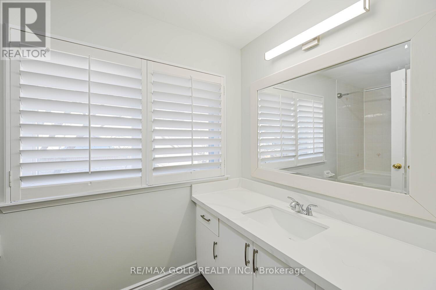 60 - 80 Strathaven Drive, Mississauga, Ontario  L5R 3V9 - Photo 34 - W12658280