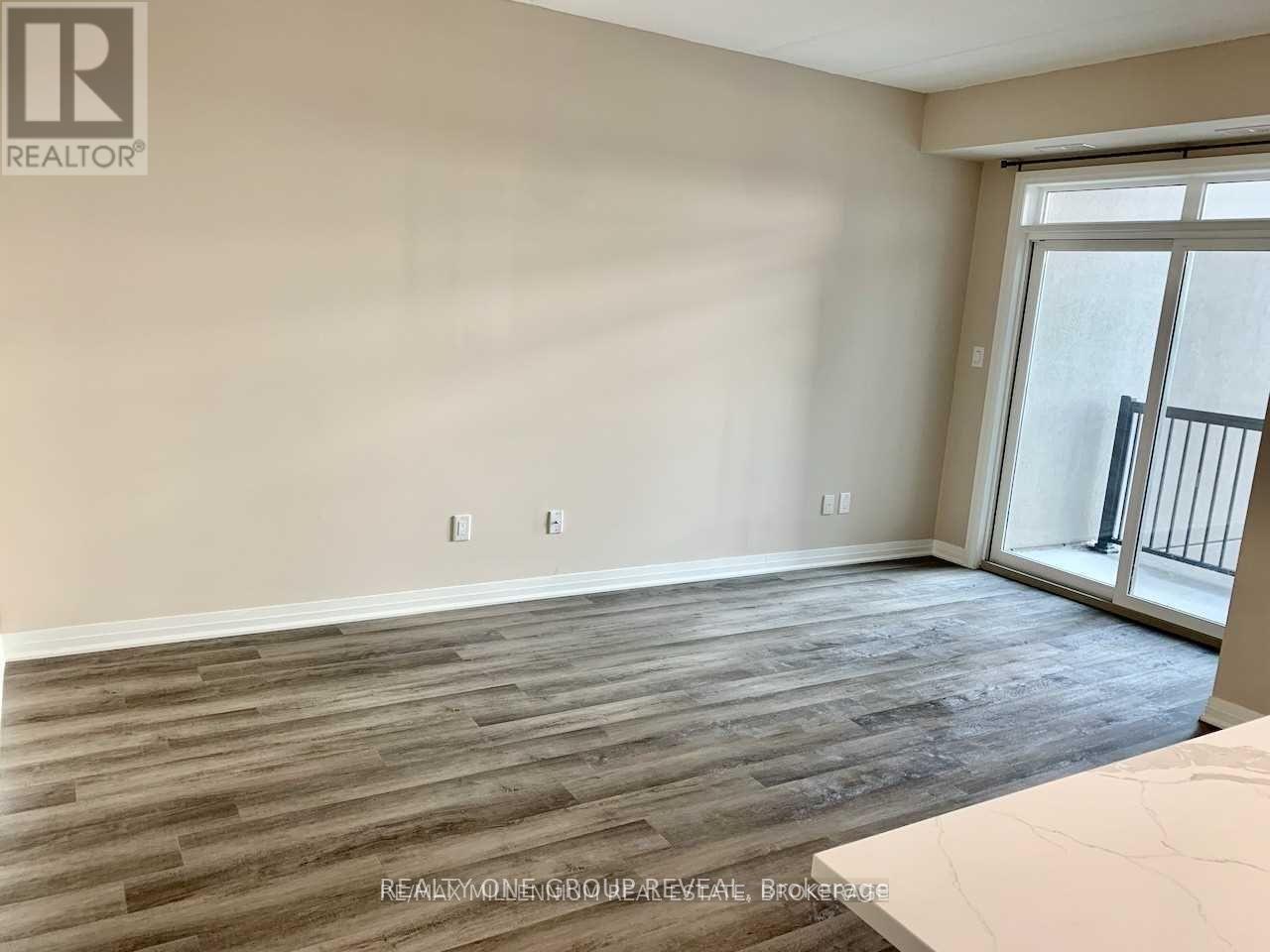 302 - 610 Farmstead Drive, Milton, Ontario  L9T 8X5 - Photo 8 - W12658310