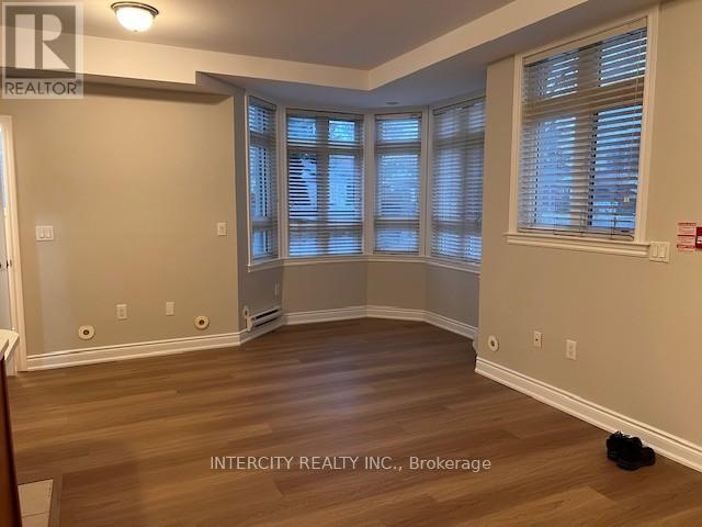 3 - 1947 Lawrence Avenue, Toronto, Ontario M9N 1H3 - Photo 7 - W12595586