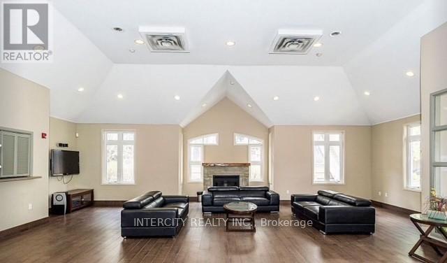 3 - 1947 Lawrence Avenue, Toronto, Ontario M9N 1H3 - Photo 23 - W12595586