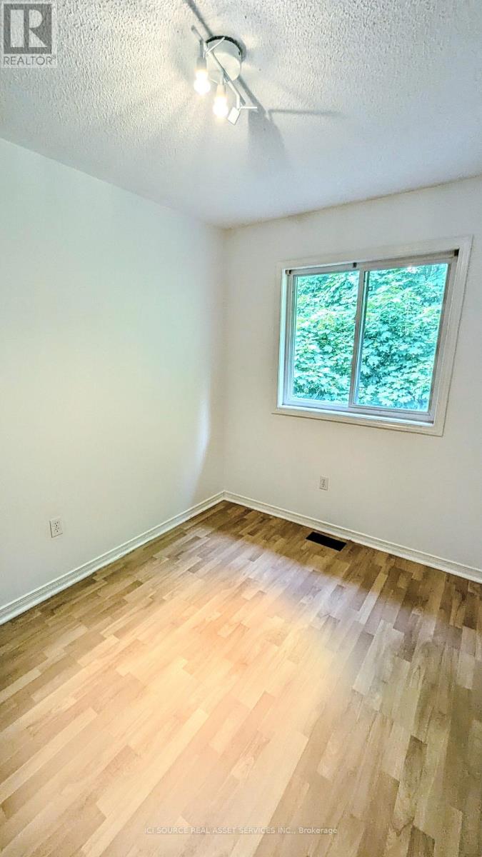 44 Eli Shackleton Court, Toronto, Ontario  M1E 5K3 - Photo 13 - E12658332