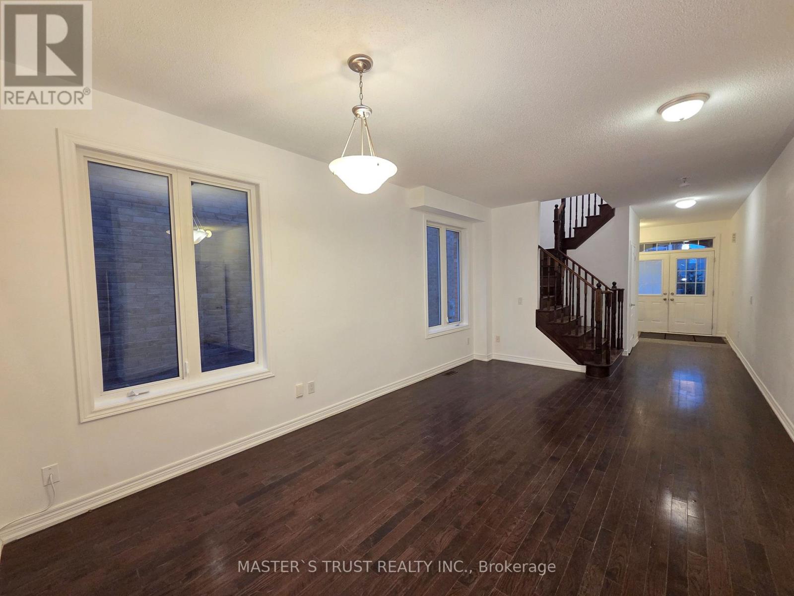 11 Beacon Point Street, Markham, Ontario  L6E 0P3 - Photo 2 - N12658318