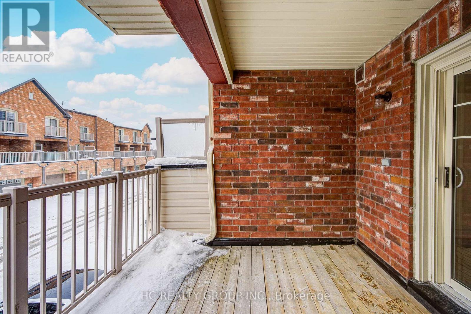 5259 Major Mackenzie Drive, Markham, Ontario  L6C 0N3 - Photo 11 - N12658338