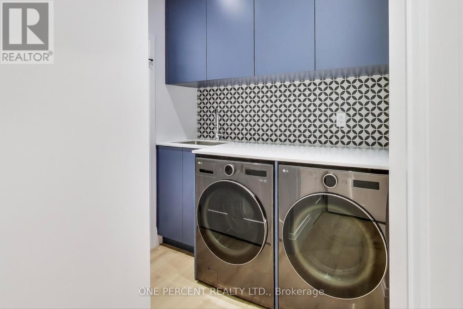 23 Mitchell Avenue, Toronto, Ontario  M6J 1C1 - Photo 31 - C12423019