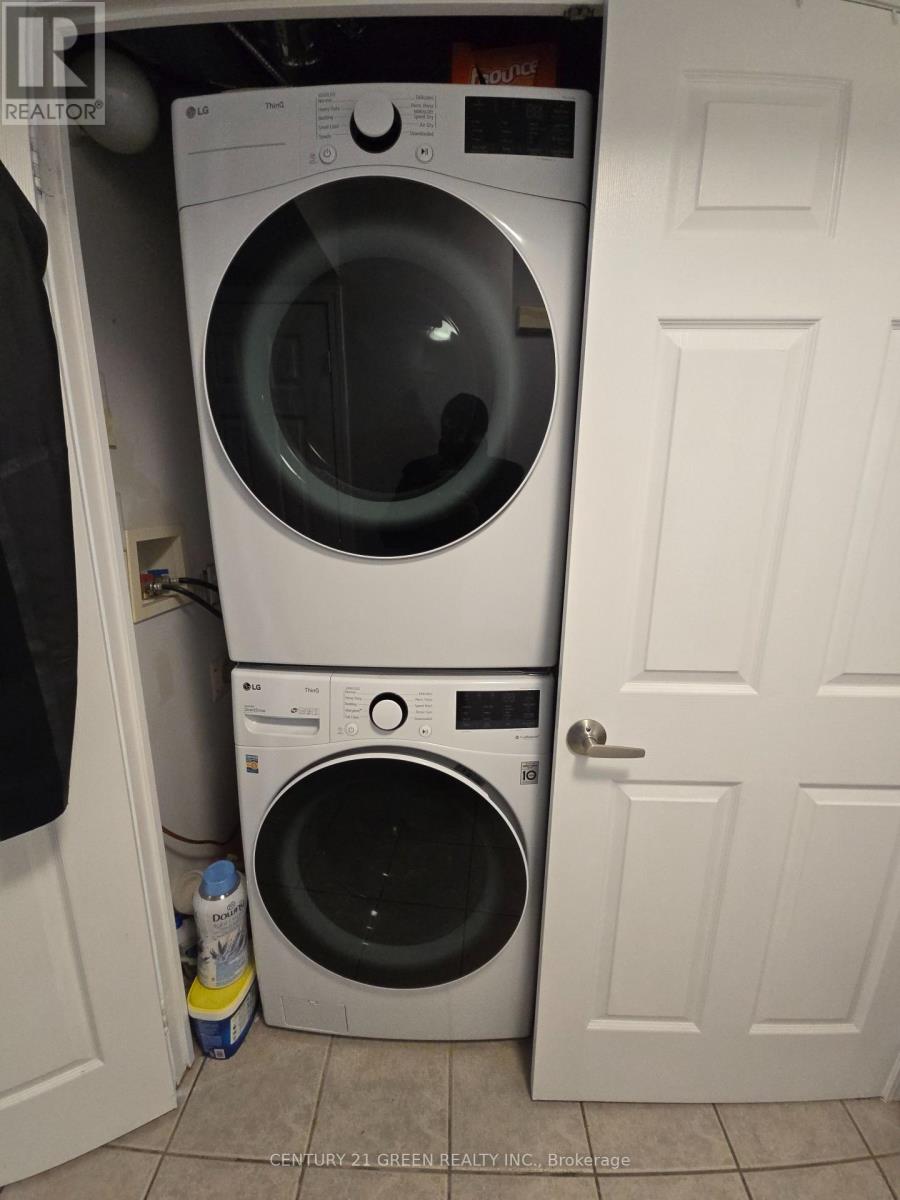 22 - 37 Four Winds Drive, Toronto, Ontario  M3J 1K7 - Photo 12 - W12658326