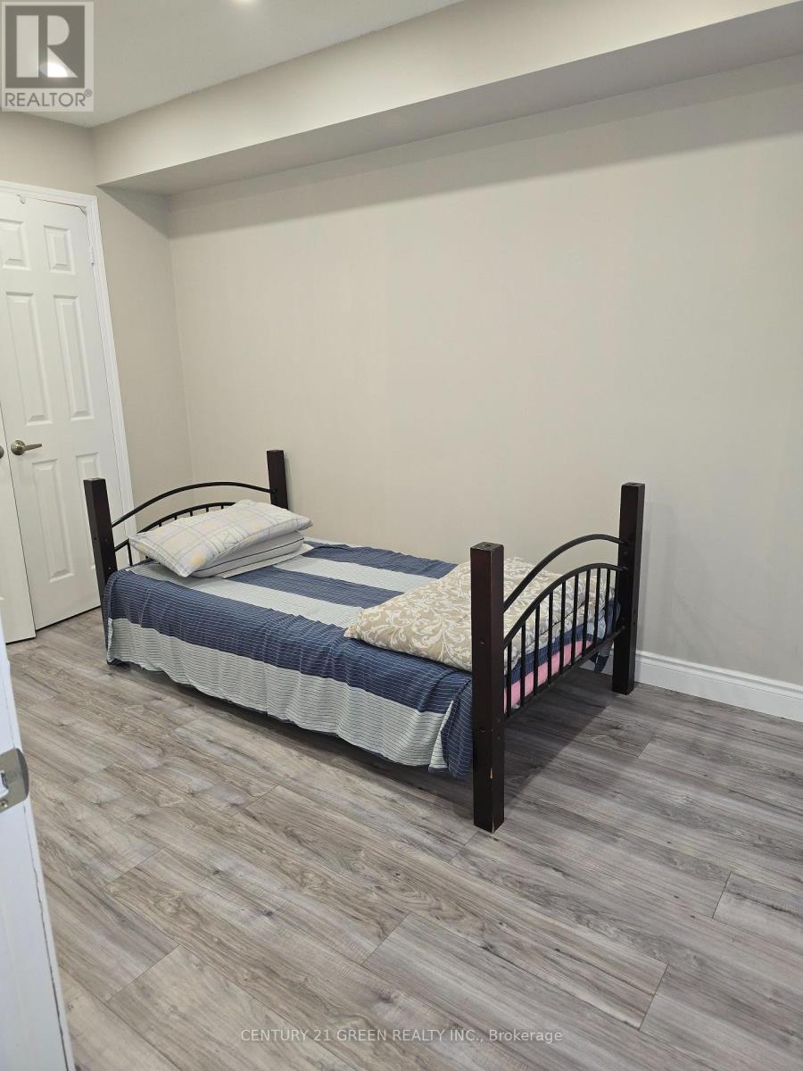 22 - 37 Four Winds Drive, Toronto, Ontario  M3J 1K7 - Photo 13 - W12658326