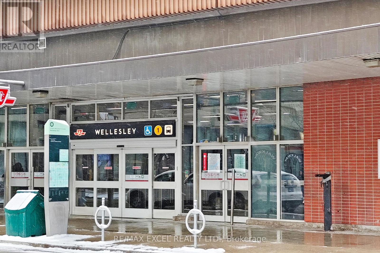 703 - 28 Wellesley Street E, Toronto, Ontario  M4Y 0C4 - Photo 49 - C12656578