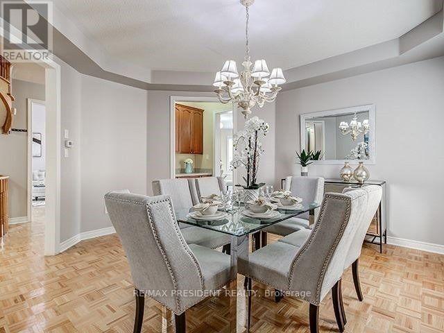 4 Cairnburg Drive, Brampton, Ontario  L6P 1X3 - Photo 9 - W12654114