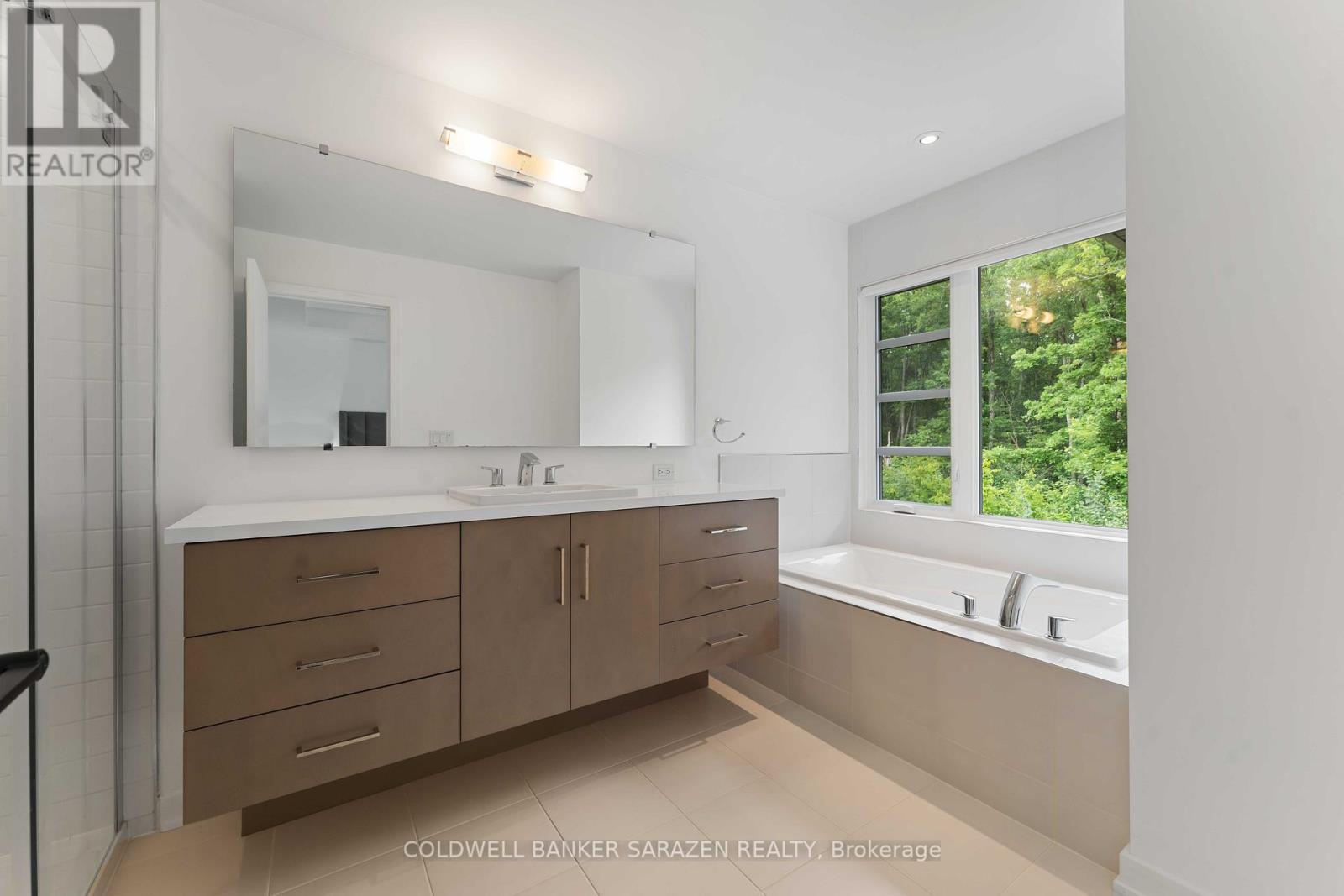 192 Larimar Circle, Ottawa, Ontario  K1X 0B6 - Photo 12 - X12658402