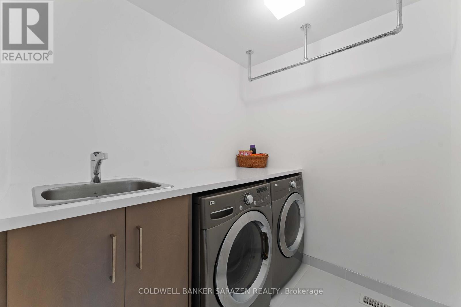 192 Larimar Circle, Ottawa, Ontario  K1X 0B6 - Photo 14 - X12658402