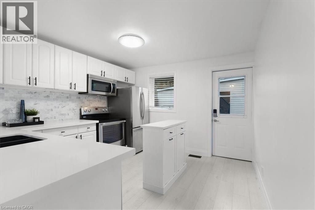 39 Division Street, Hamilton, Ontario  L8H 4Z7 - Photo 18 - 40795645