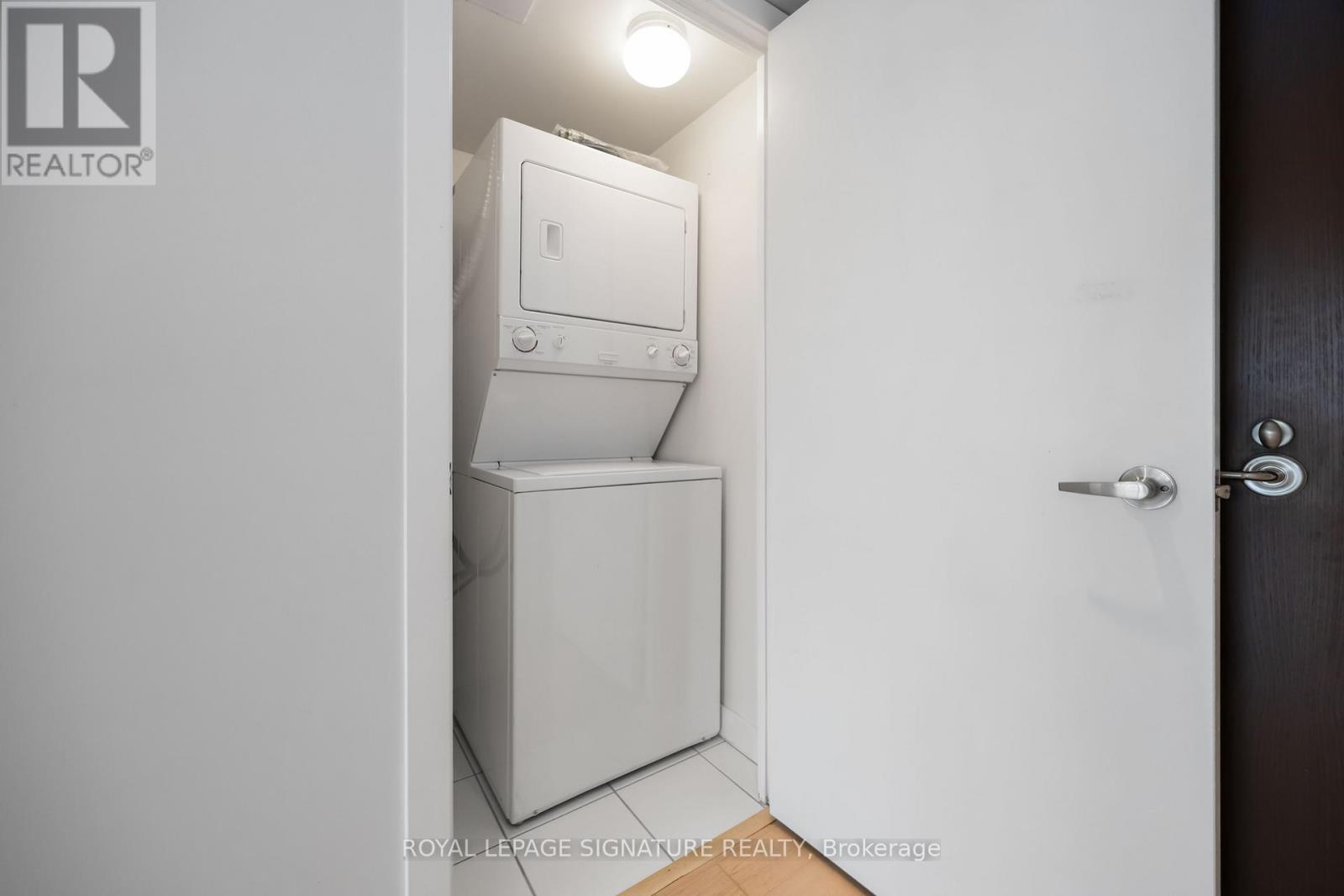 416 - 80 Western Battery Rd Road, Toronto, Ontario  M6K 3S1 - Photo 5 - C12658346