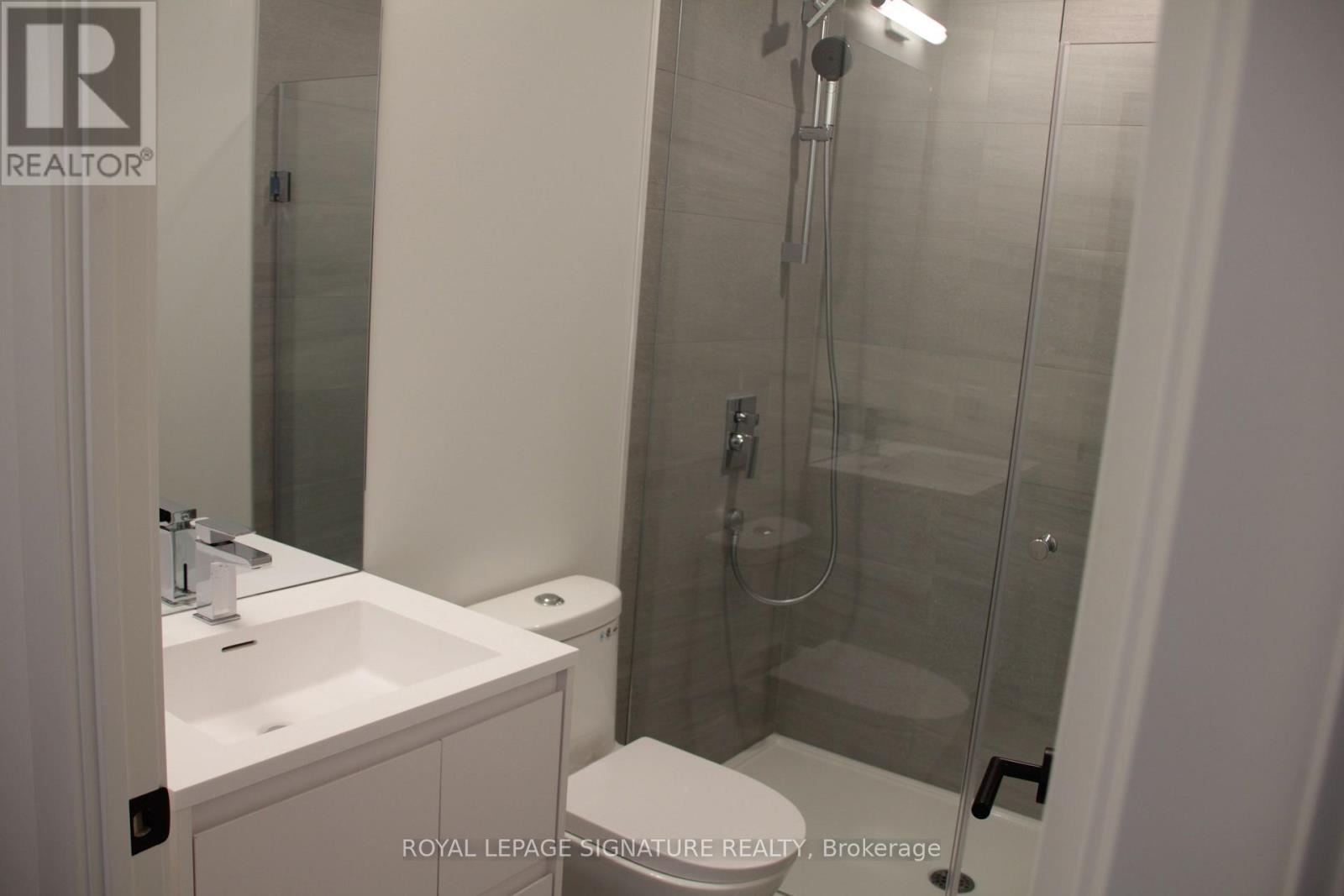 1918 - 1 Quarrington Lane, Toronto, Ontario  M3C 0S4 - Photo 9 - C12658352