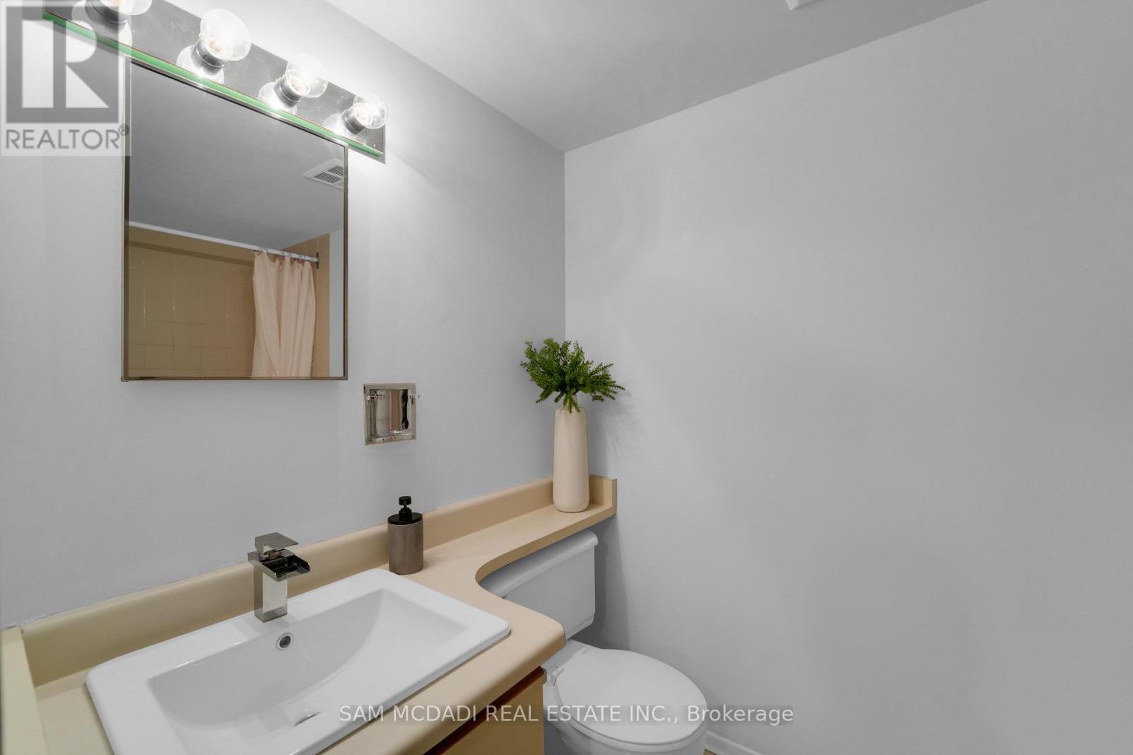 613 - 117 Gerrard Street E, Toronto, Ontario  M5B 2L4 - Photo 16 - C12658396