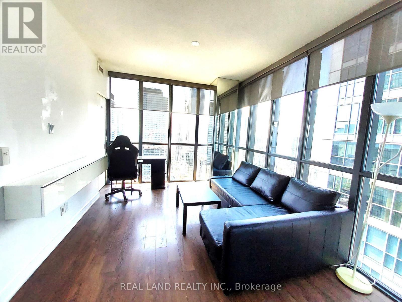 4005 - 110 Charles Street E, Toronto, Ontario  M4Y 1T5 - Photo 6 - C12658410
