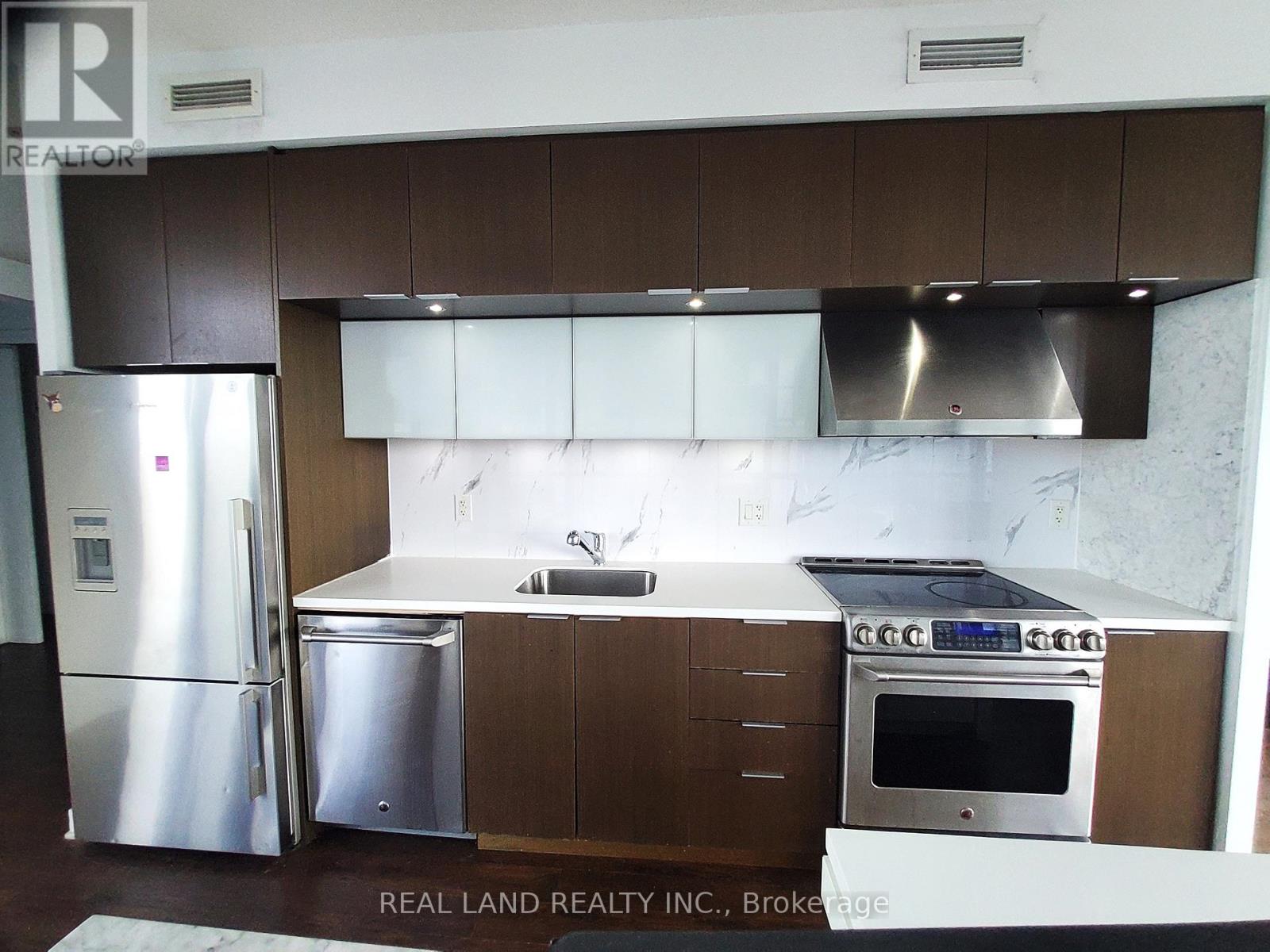 4005 - 110 Charles Street E, Toronto, Ontario  M4Y 1T5 - Photo 7 - C12658410