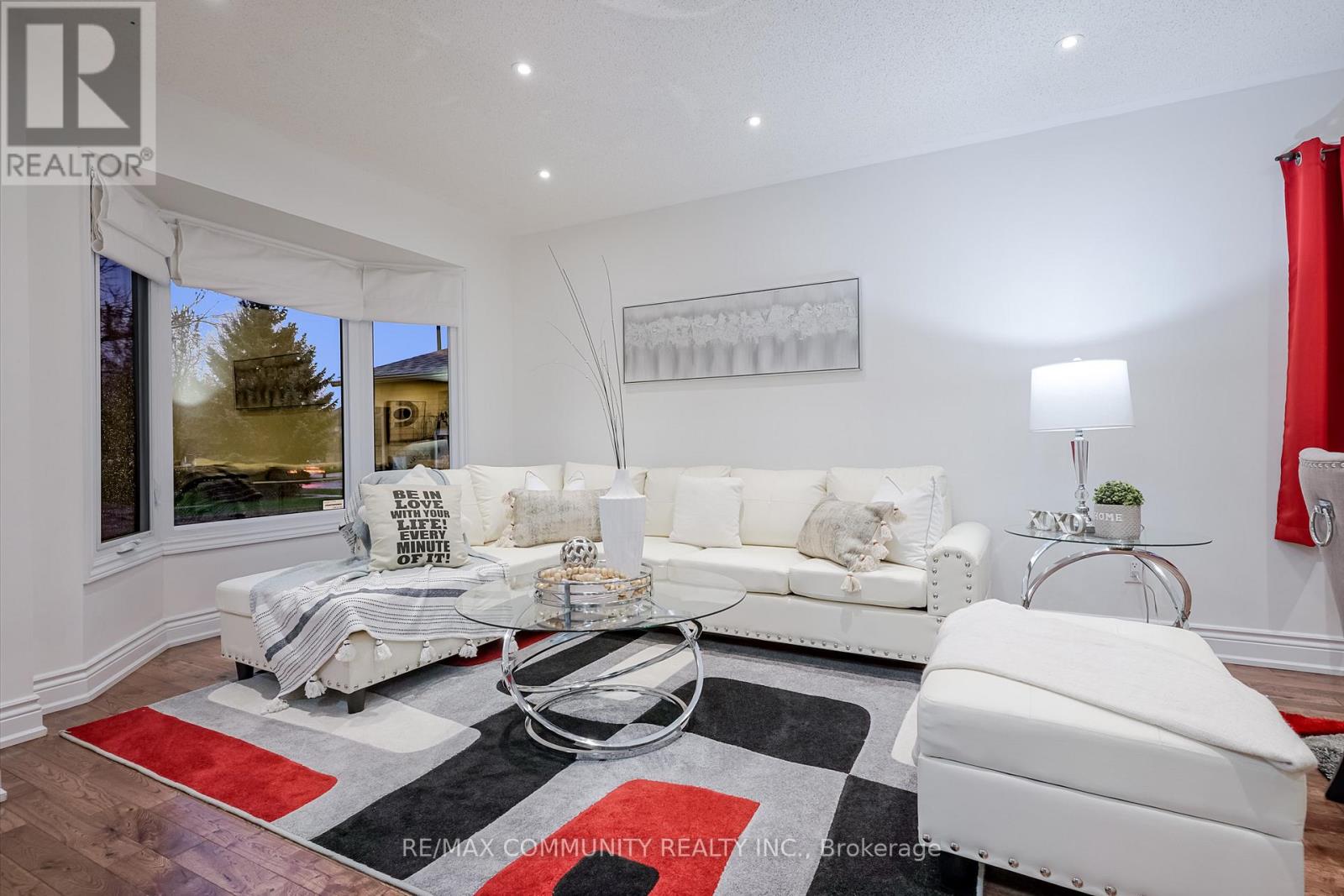 4 Edgerton Drive N, Clarington, Ontario  L1C 4S6 - Photo 11 - E12658386