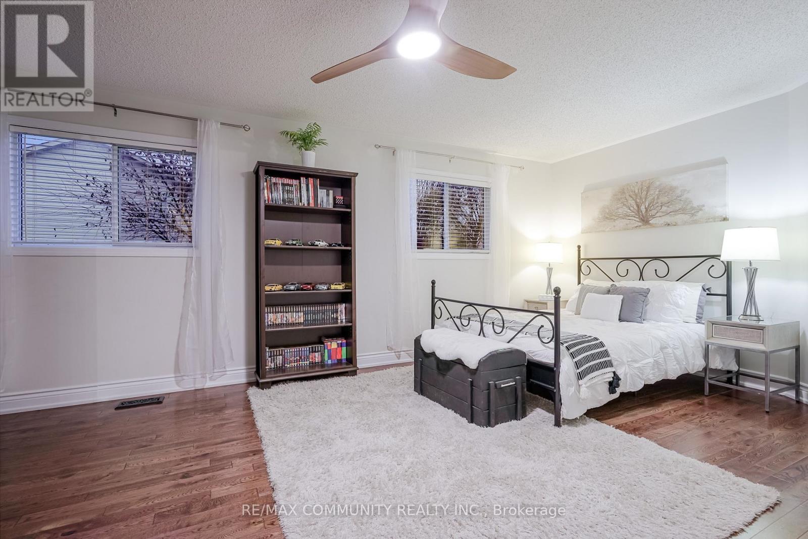 4 Edgerton Drive N, Clarington, Ontario  L1C 4S6 - Photo 32 - E12658386