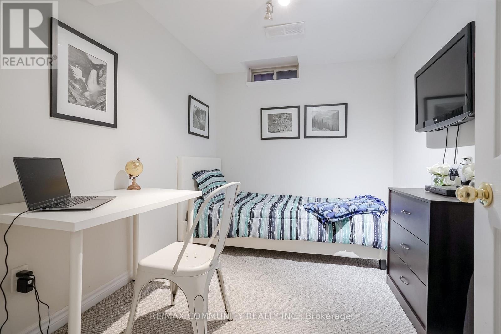 4 Edgerton Drive N, Clarington, Ontario  L1C 4S6 - Photo 47 - E12658386