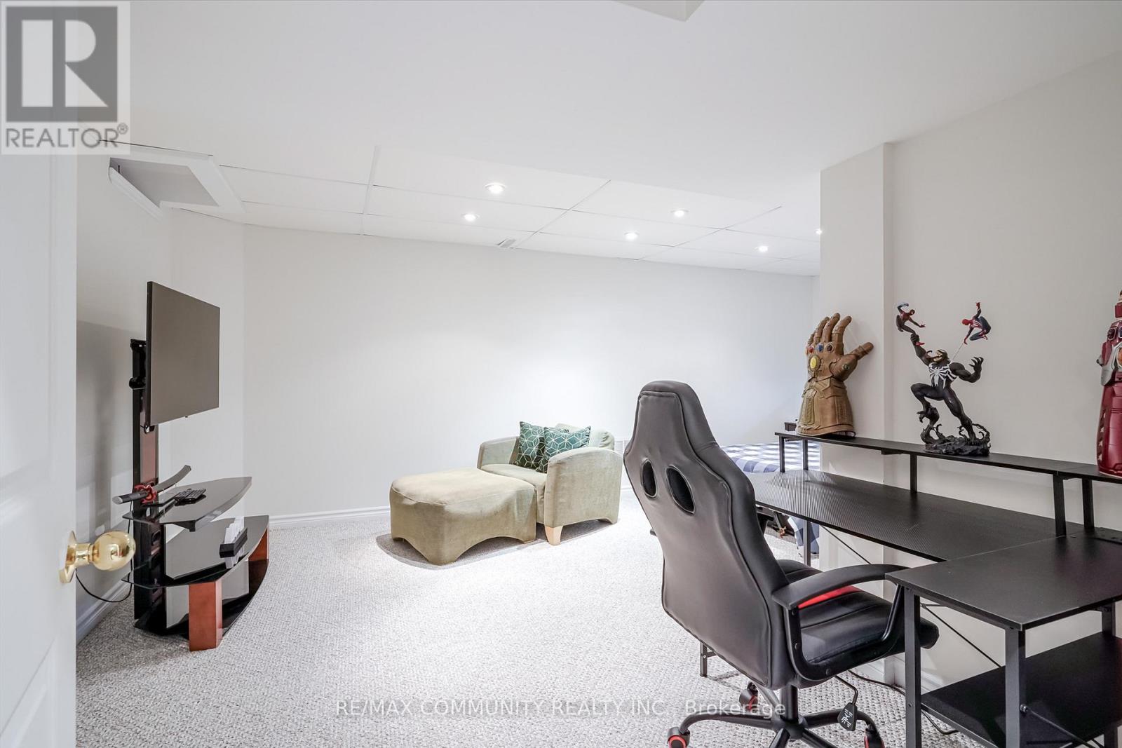 4 Edgerton Drive N, Clarington, Ontario  L1C 4S6 - Photo 48 - E12658386