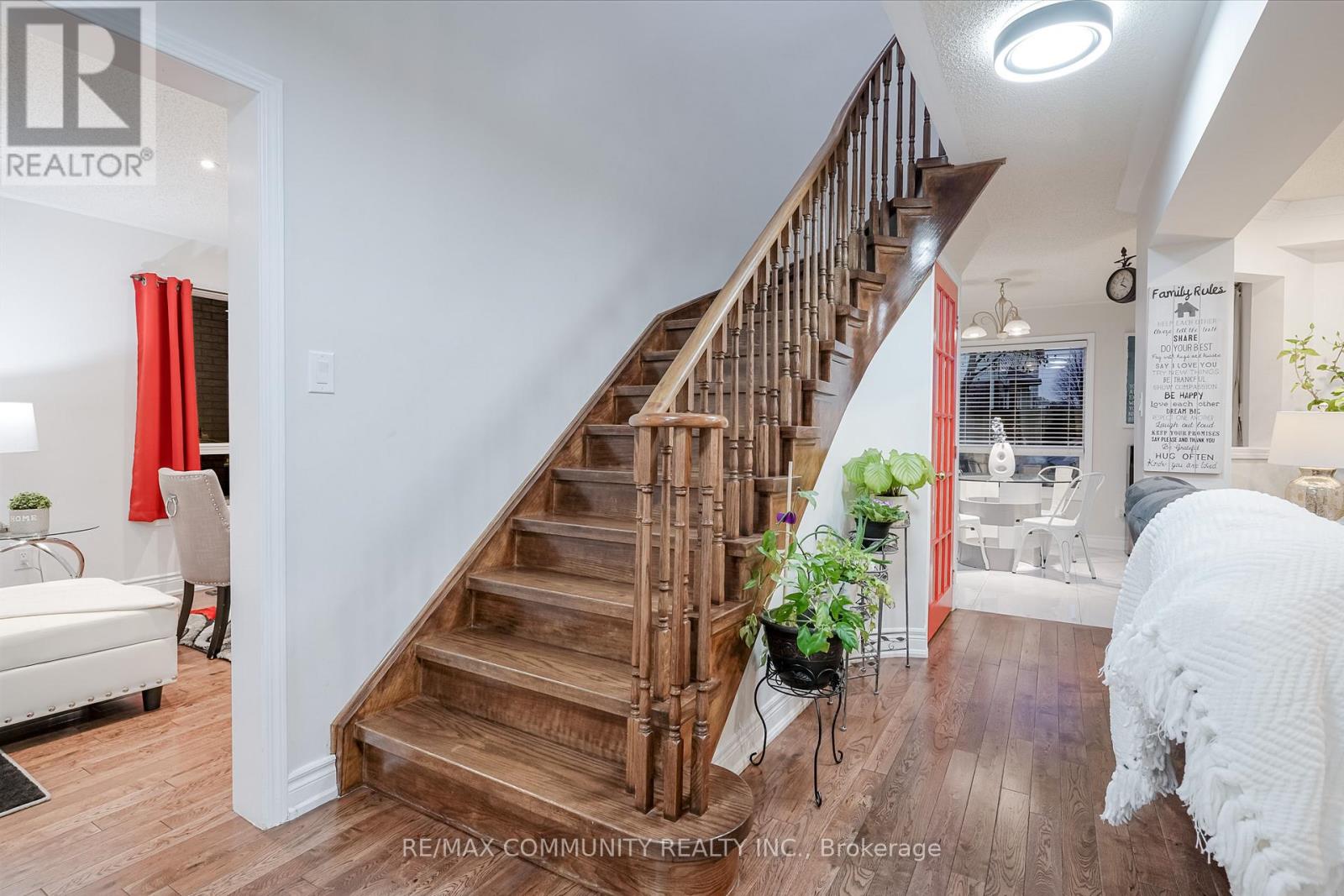 4 Edgerton Drive N, Clarington, Ontario  L1C 4S6 - Photo 9 - E12658386