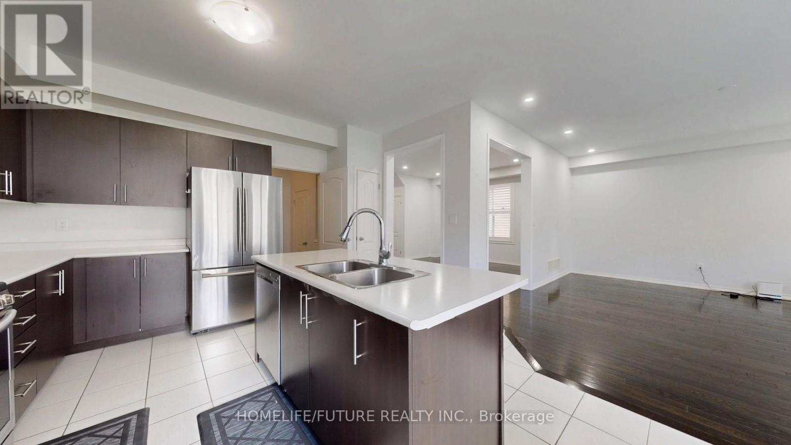 2385 Dress Circle Crescent, Oshawa, Ontario  L1L 0L8 - Photo 13 - E12658418