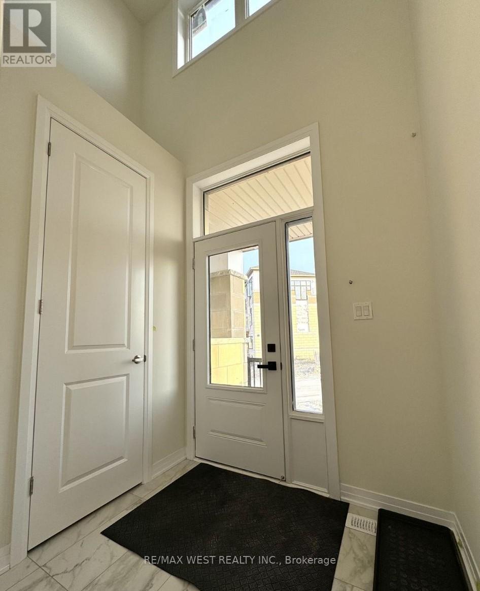 93 Millman Lane, Richmond Hill, Ontario  L4S 0P9 - Photo 2 - N12658370