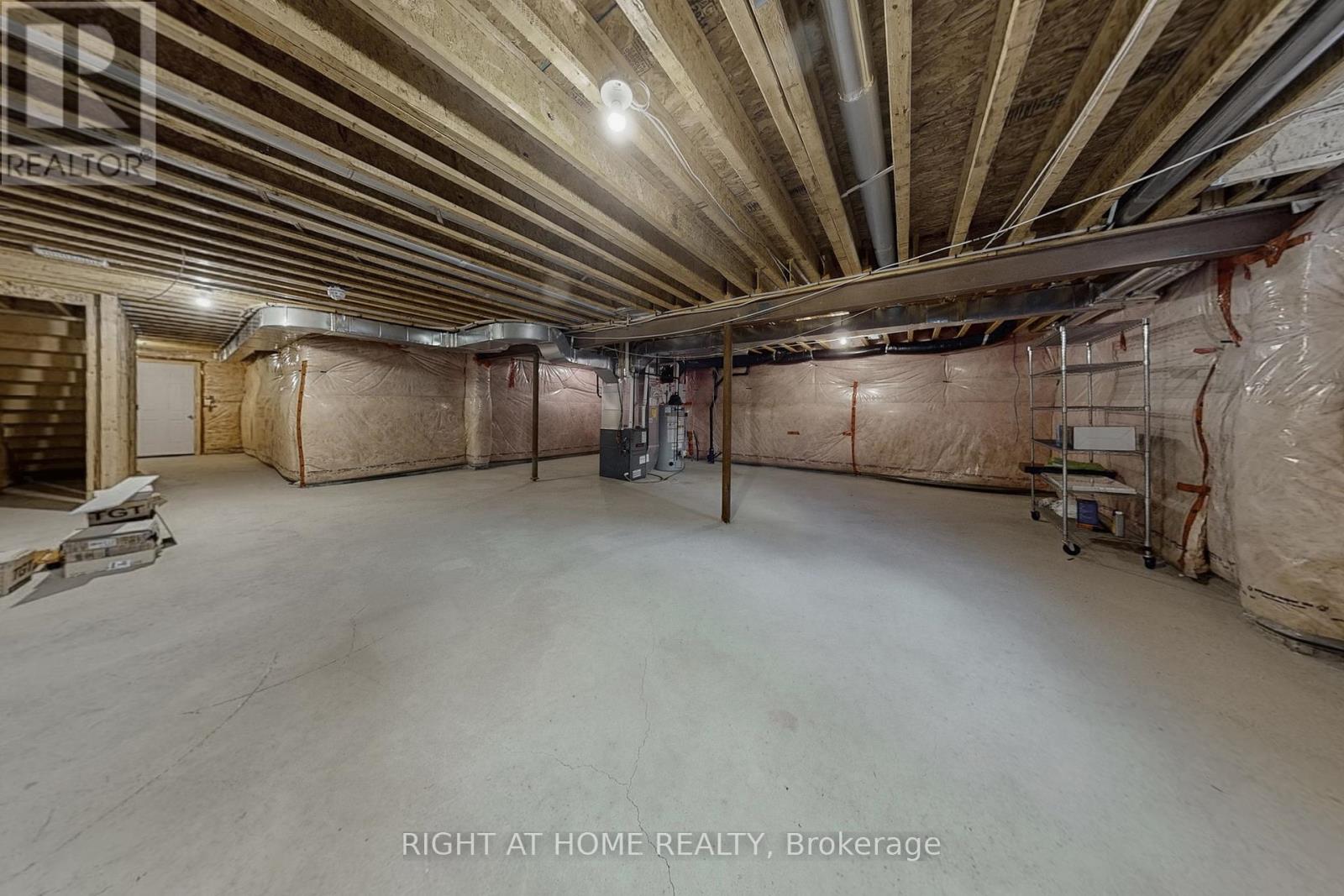 11 Robert Wilson Crescent, Georgina, Ontario  L4P 0G8 - Photo 47 - N12658378